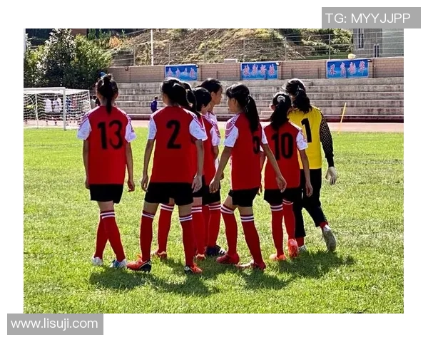 足球明星小甜菜的精彩瞬间与迷人风采全景展示